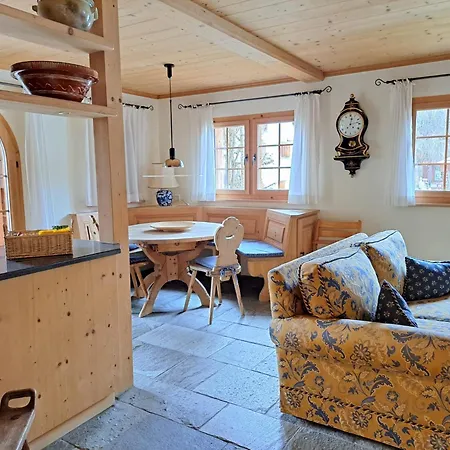 By Quokka 360 - Charming With Private Patio *