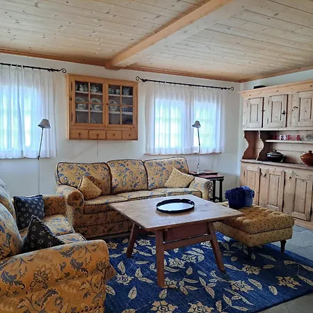 By Quokka 360 - Charming With Private Patio *