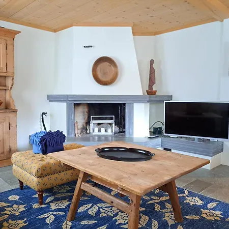 By Quokka 360 - Charming With Private Patio Apartment