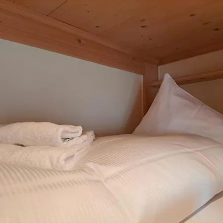 By Quokka 360 - Charming With Private Patio Apartment *