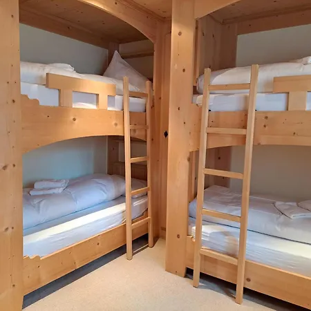 By Quokka 360 - Charming With Private Patio Apartment